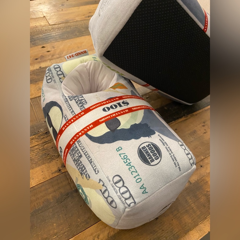 Banned goods slippers